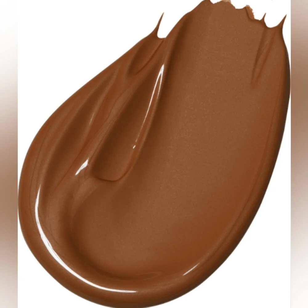 HUDA BEAUTY GloWish Multidew Tint Foundation in DEEP 11, 40ml/1.35fl oz